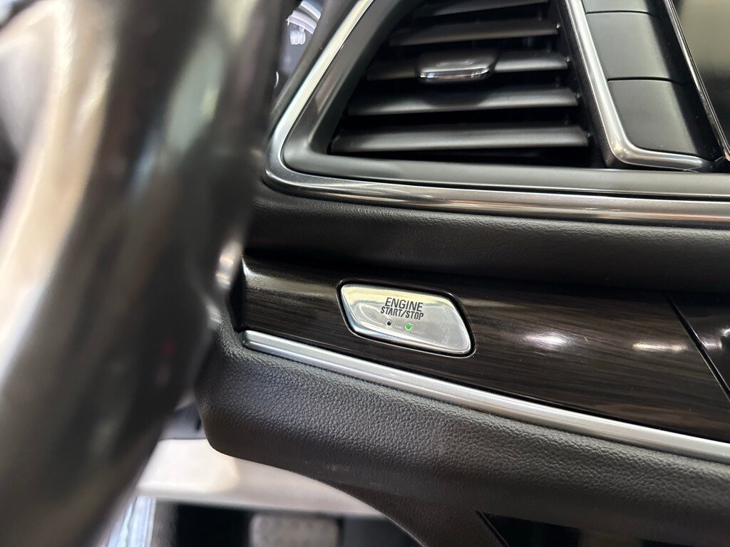 Vehicle image 41 of 53