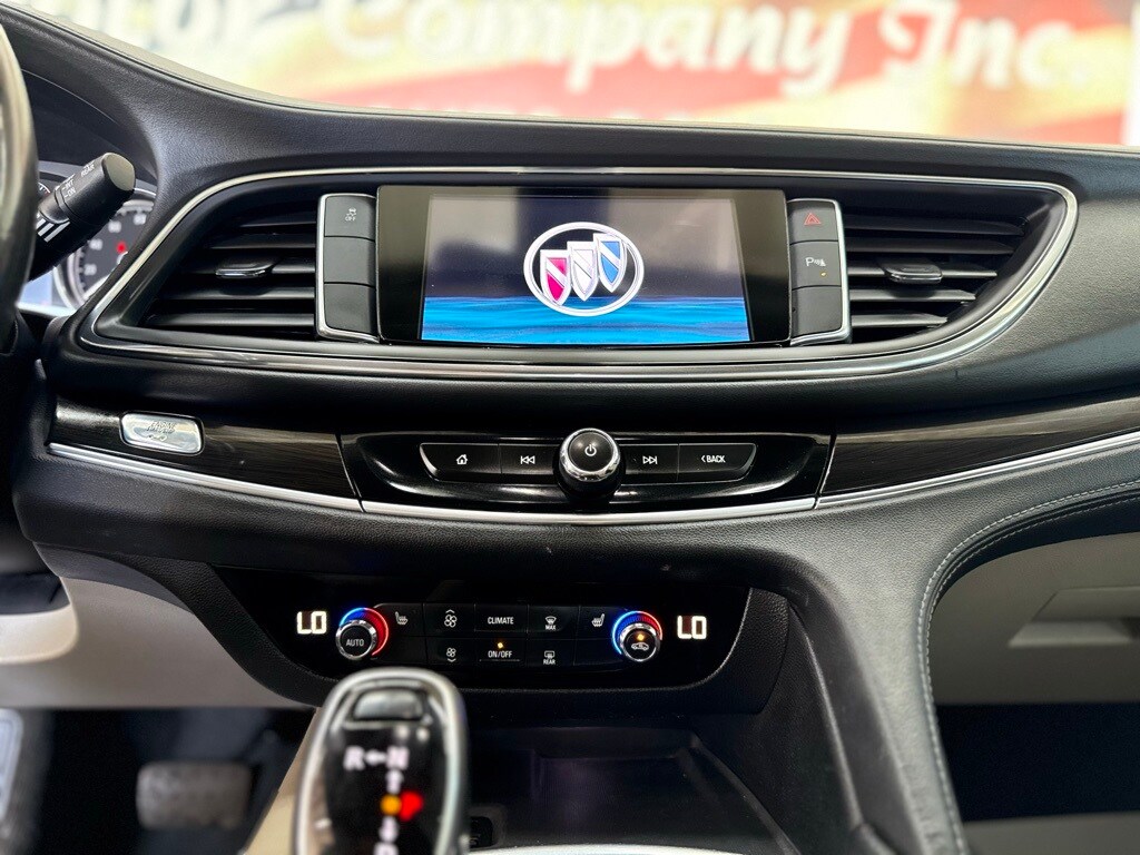 Vehicle image 40 of 53
