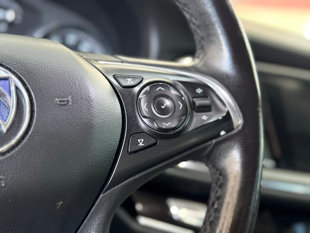 Vehicle image 46 of 53