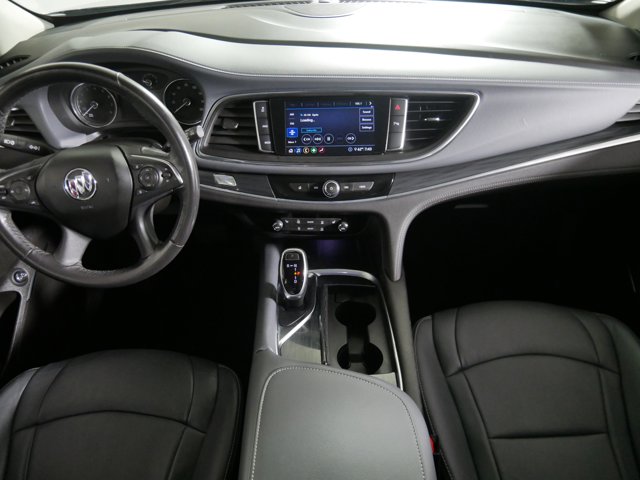 Vehicle image 10 of 33