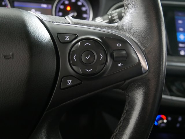 Vehicle image 28 of 33