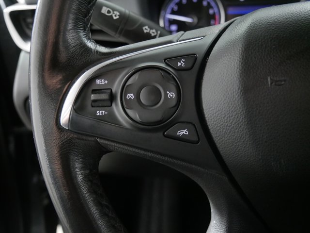 Vehicle image 27 of 33