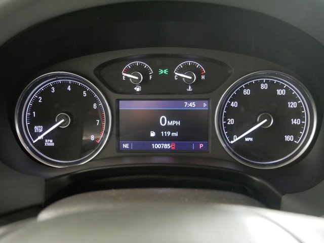 Vehicle image 21 of 33