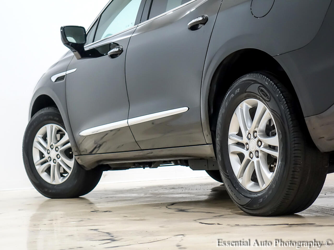 Vehicle image 11 of 36