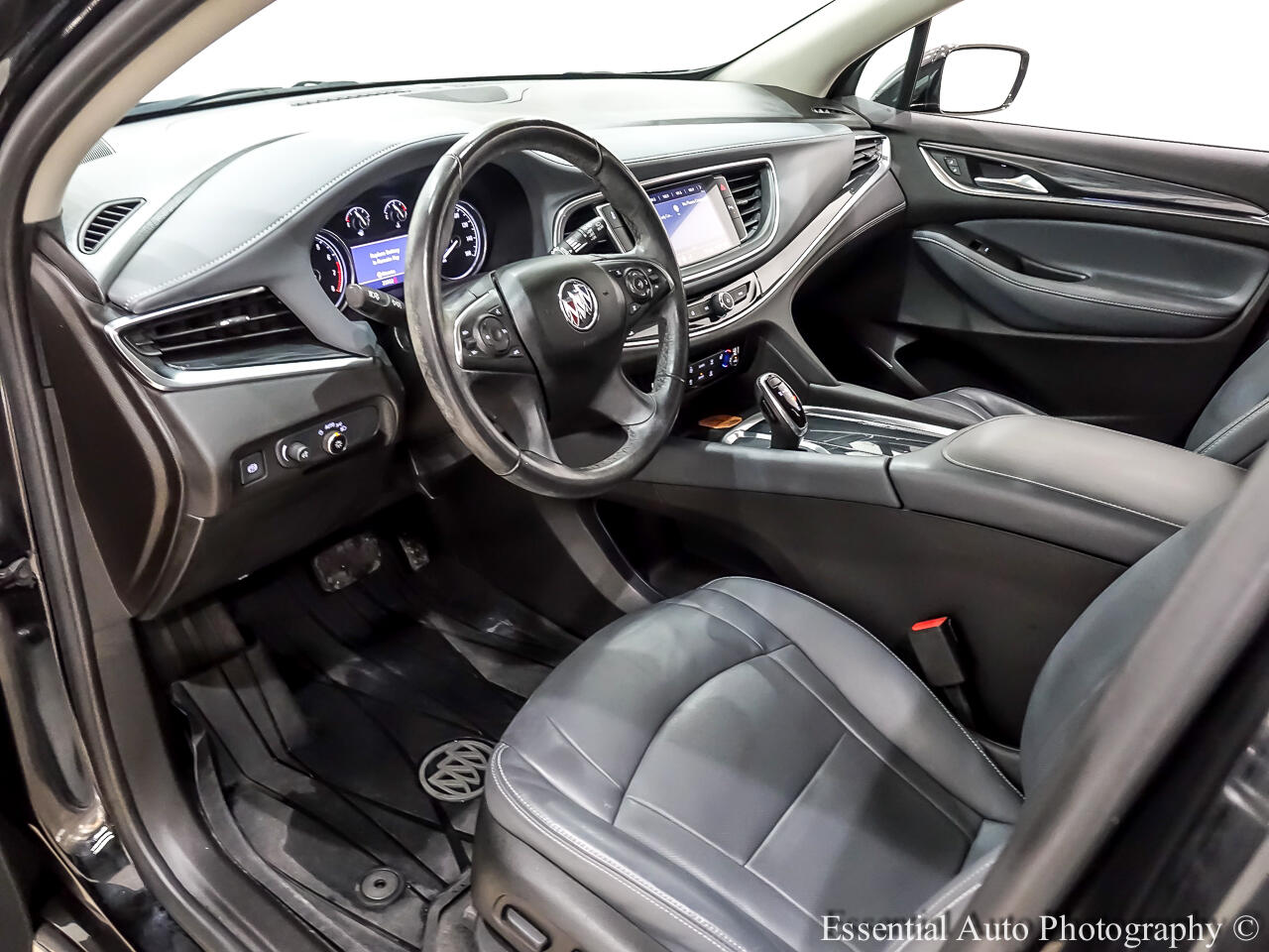 Vehicle image 13 of 36