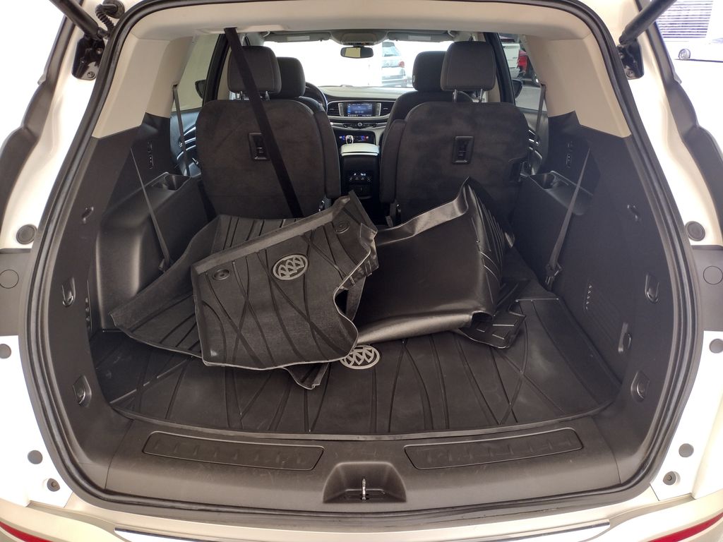 Vehicle image 10 of 51