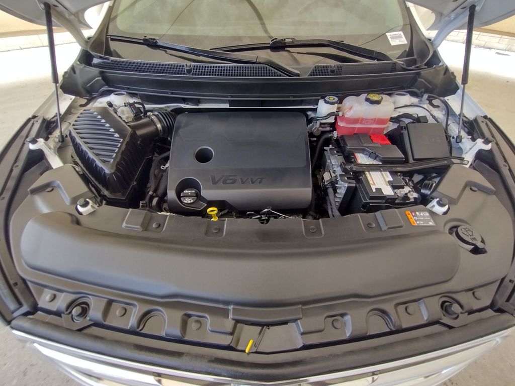 Vehicle image 8 of 51