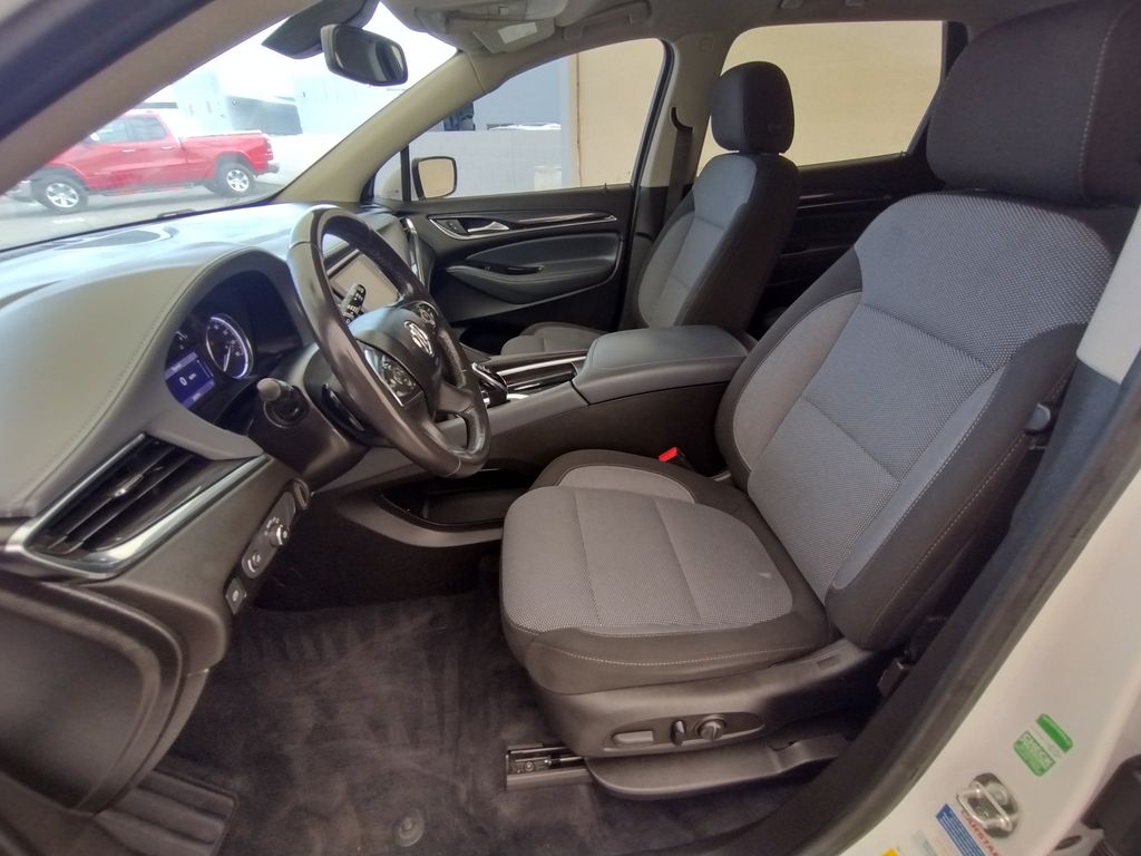 Vehicle image 16 of 51