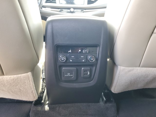 Vehicle image 12 of 30