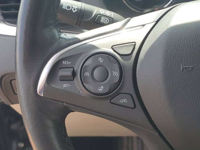 Vehicle image 20 of 30