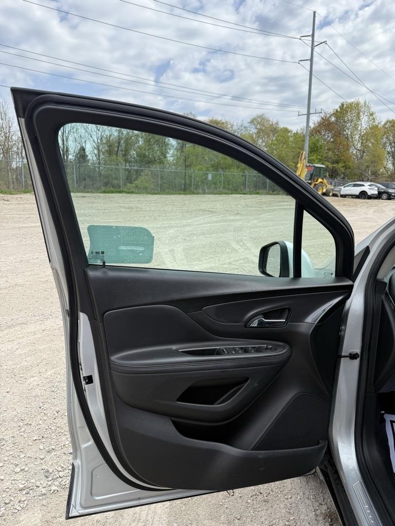 Vehicle image 20 of 31
