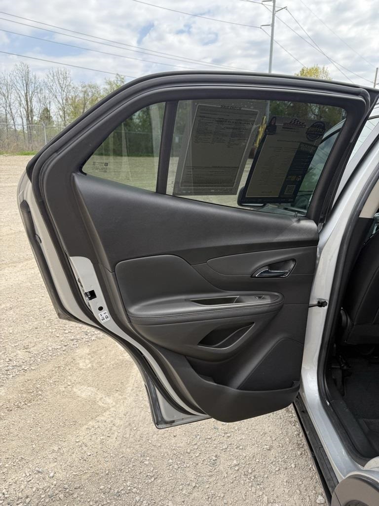 Vehicle image 26 of 31