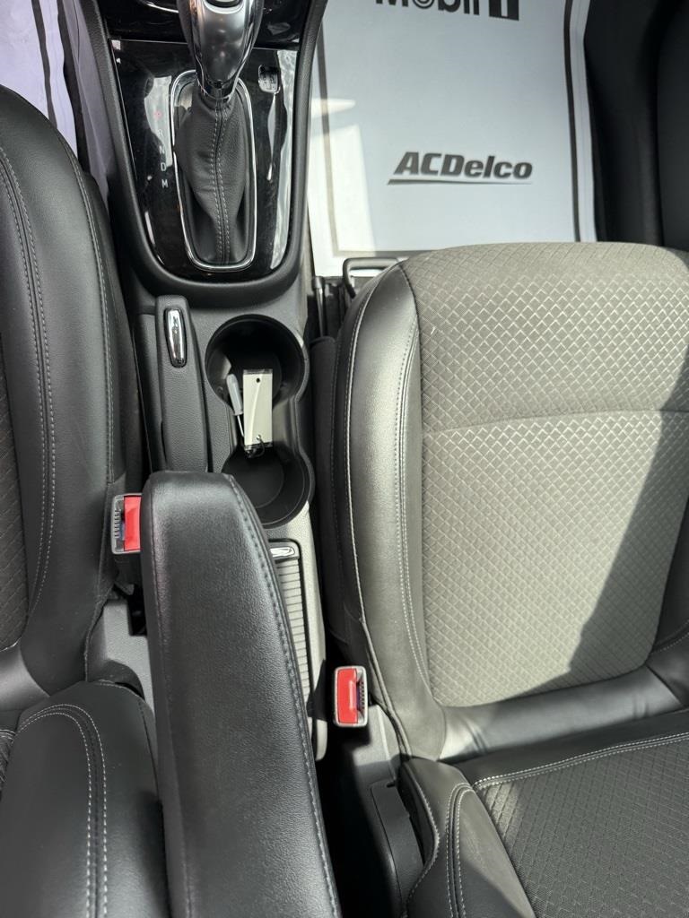 Vehicle image 15 of 31