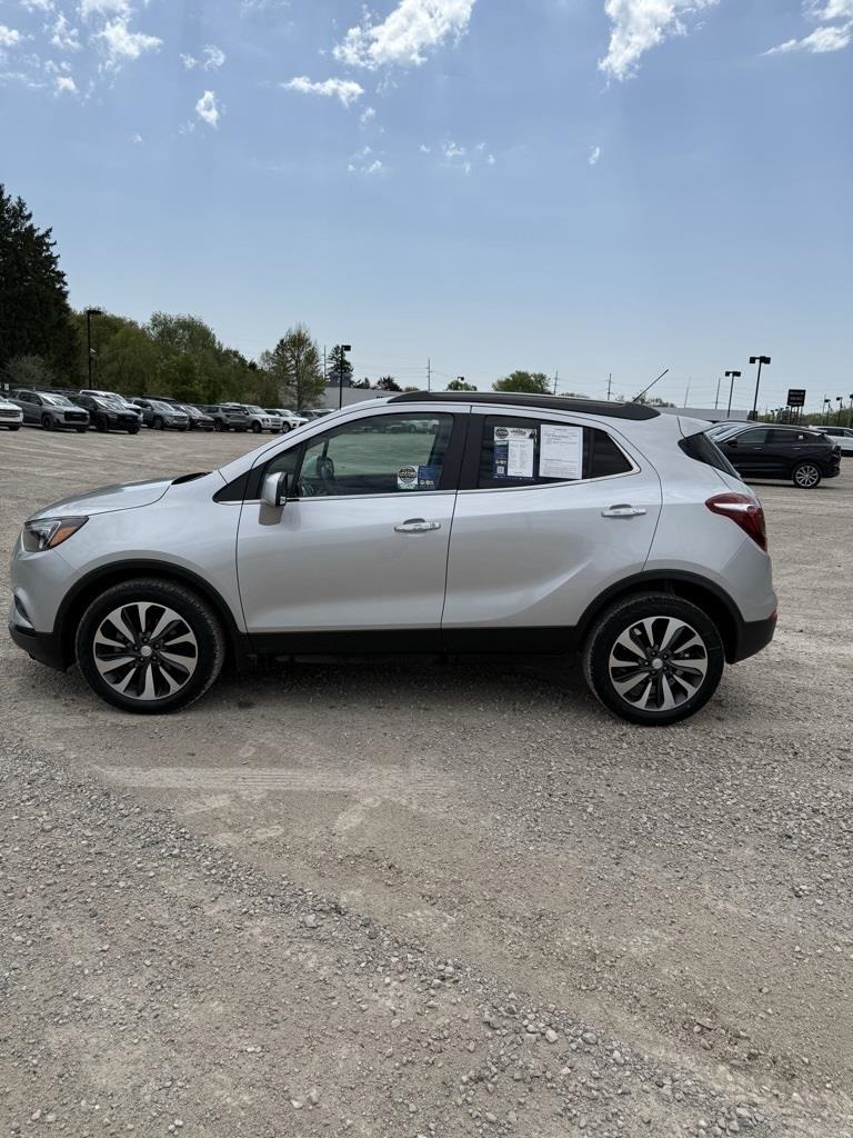 Vehicle image 8 of 31