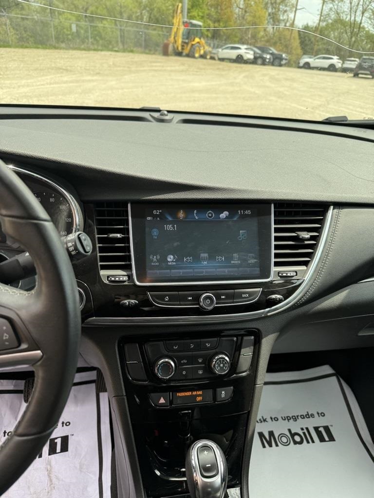 Vehicle image 21 of 31