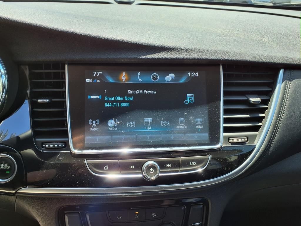 Vehicle image 22 of 34