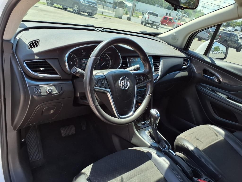 Vehicle image 14 of 34