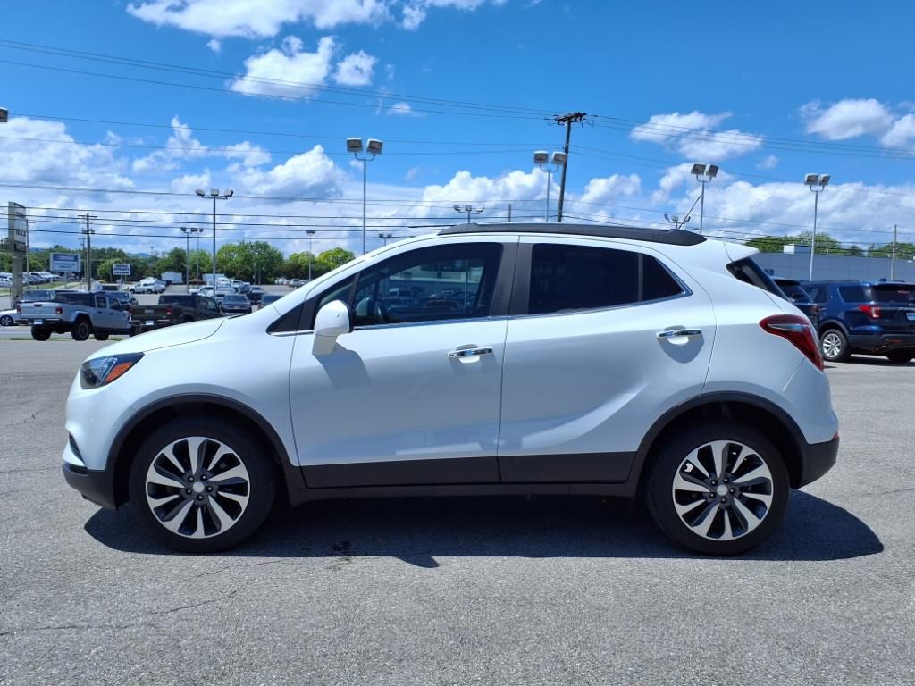 Vehicle image 9 of 34