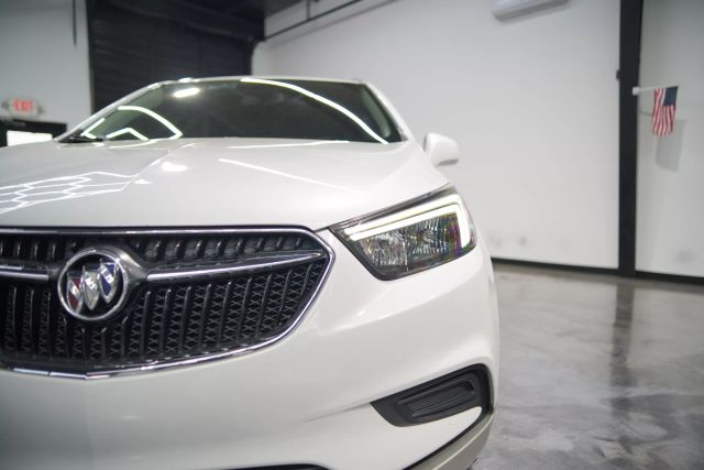 Vehicle image 4 of 68