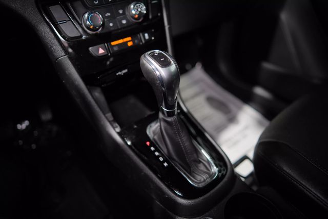 Vehicle image 50 of 68