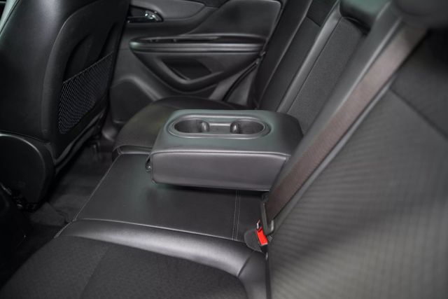Vehicle image 66 of 68