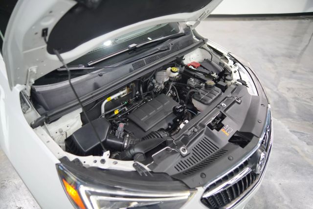 Vehicle image 36 of 68