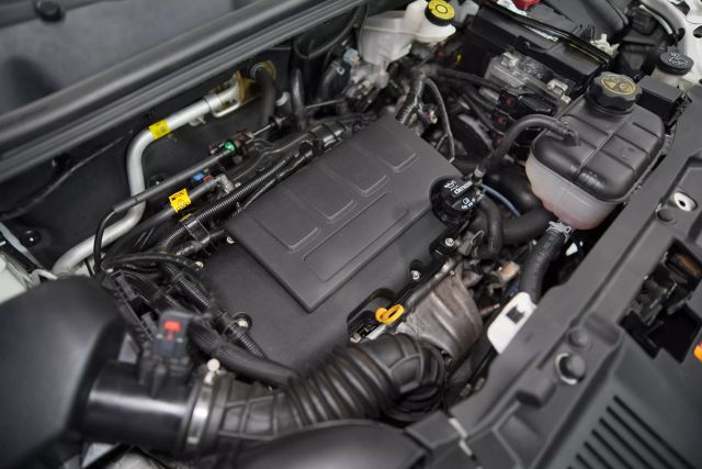 Vehicle image 37 of 68