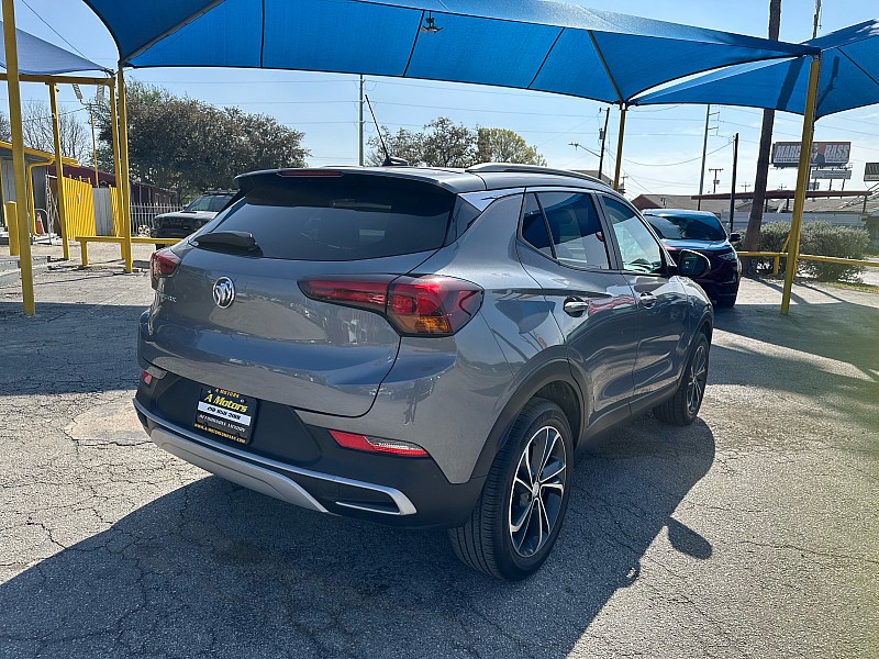 Vehicle image 5 of 32