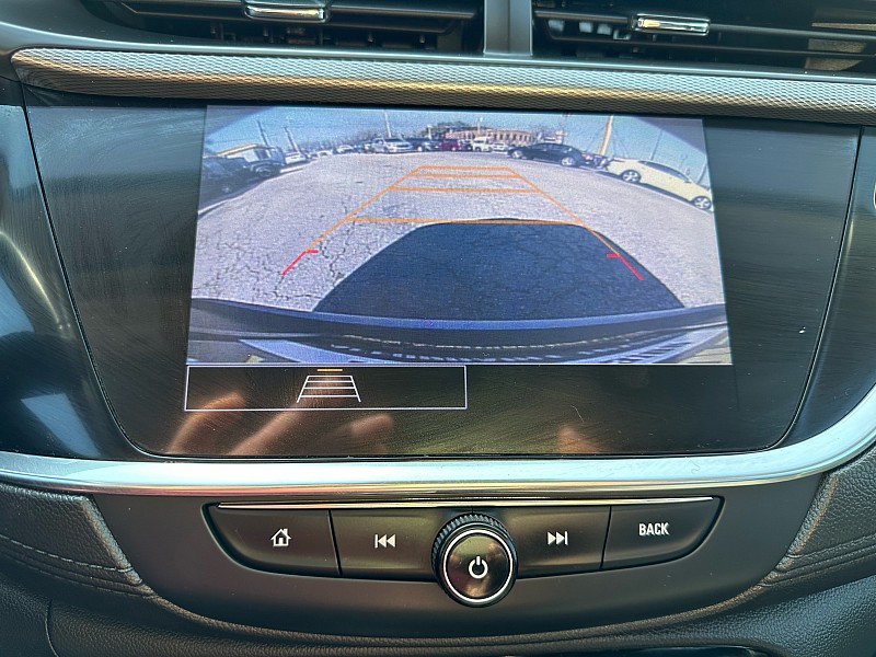 Vehicle image 22 of 32