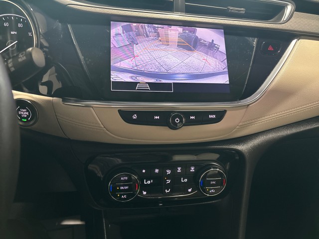 Vehicle image 19 of 28