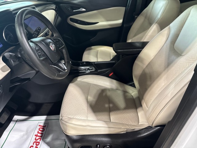 Vehicle image 16 of 28
