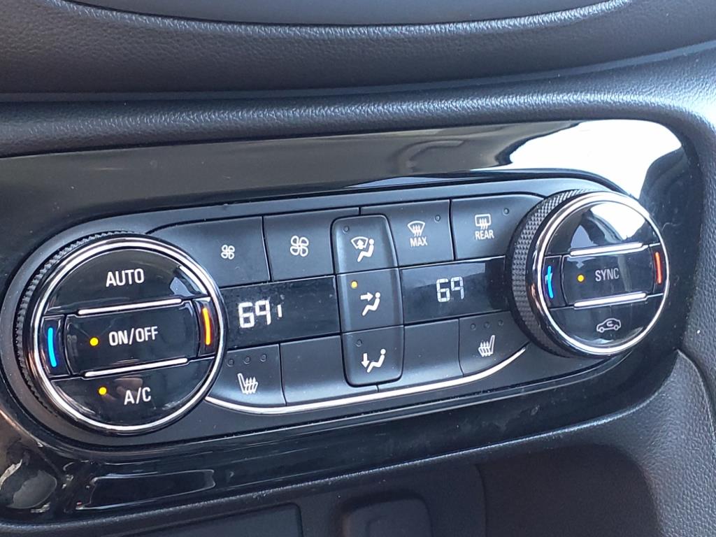 Vehicle image 14 of 15