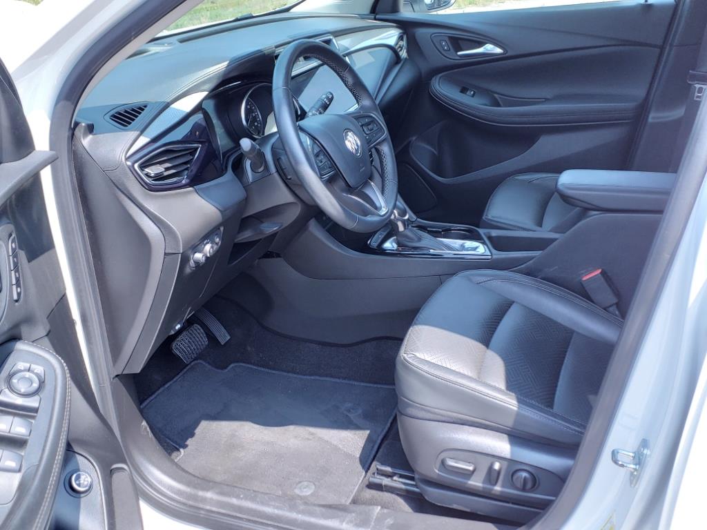 Vehicle image 11 of 15