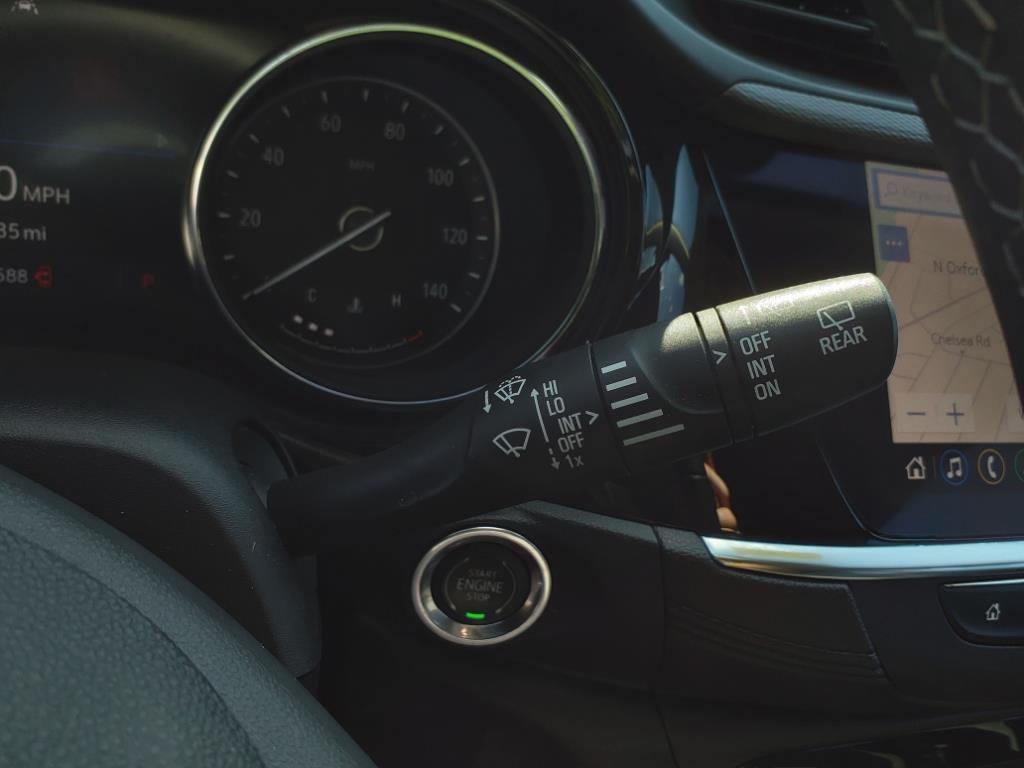 Vehicle image 23 of 33
