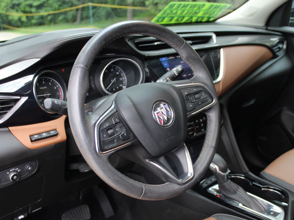 Vehicle image 19 of 40