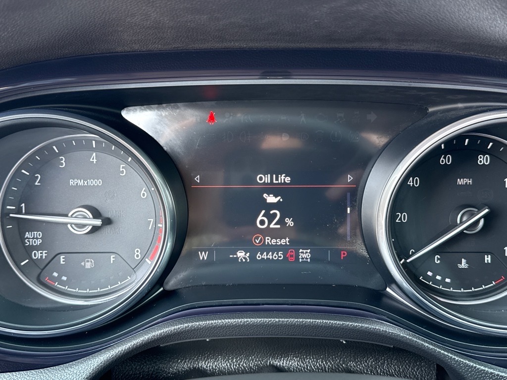 Vehicle image 21 of 33