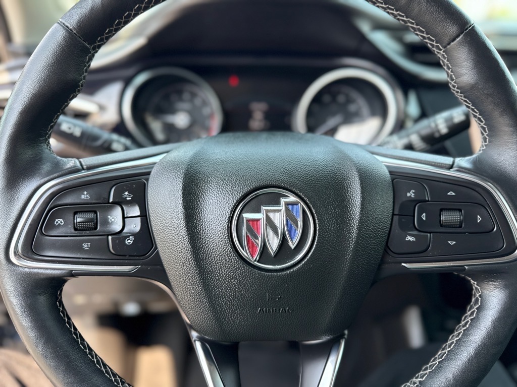 Vehicle image 20 of 33