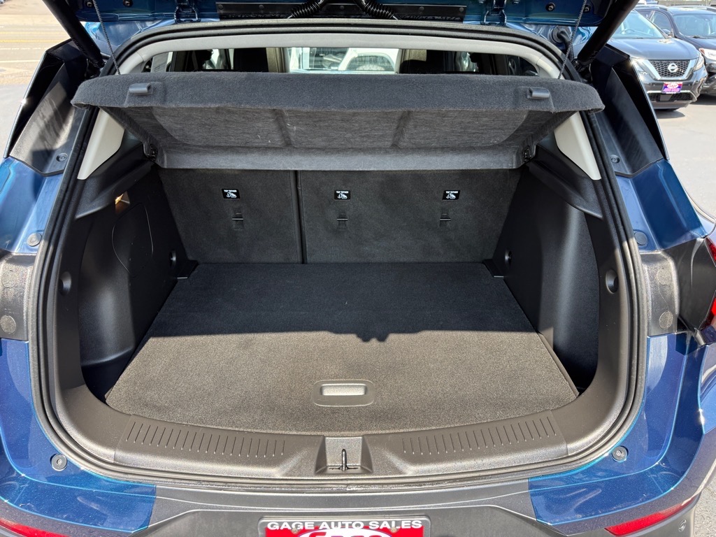 Vehicle image 12 of 33