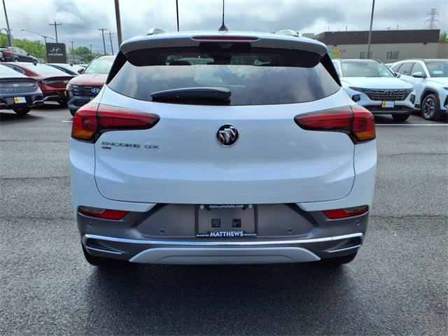 Vehicle image 5 of 27