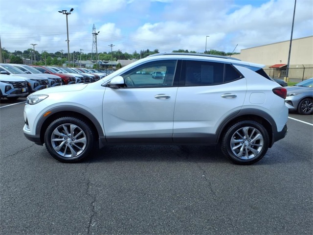 Vehicle image 7 of 27
