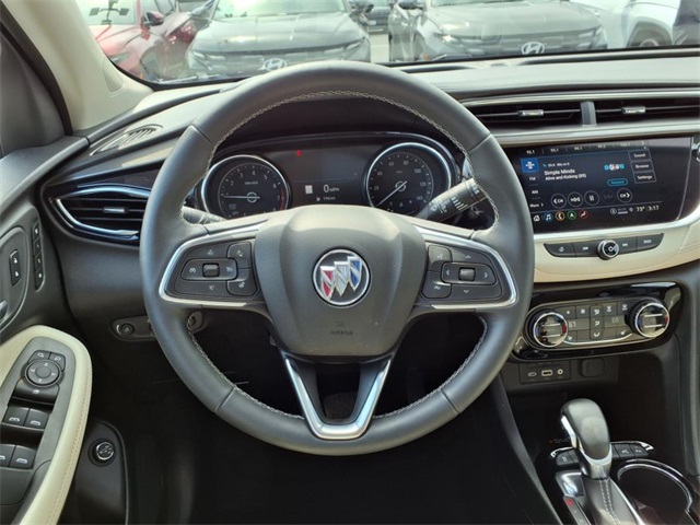 Vehicle image 16 of 27