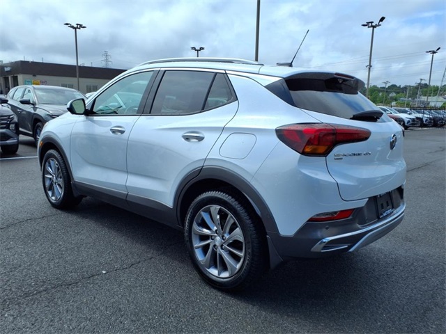 Vehicle image 6 of 27