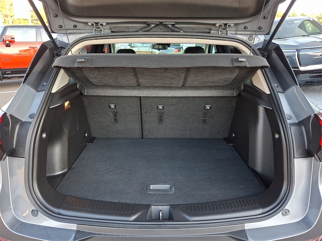 Vehicle image 9 of 30