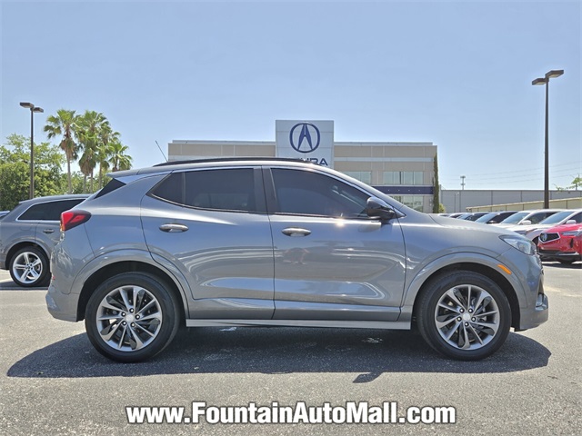 Vehicle image 4 of 27