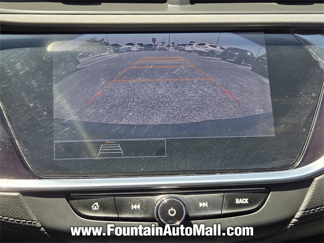Vehicle image 24 of 27