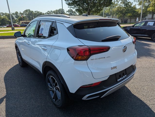 Vehicle image 8 of 25