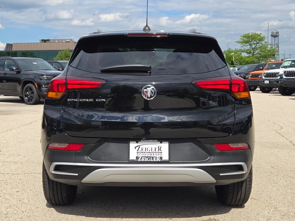 Vehicle image 7 of 33