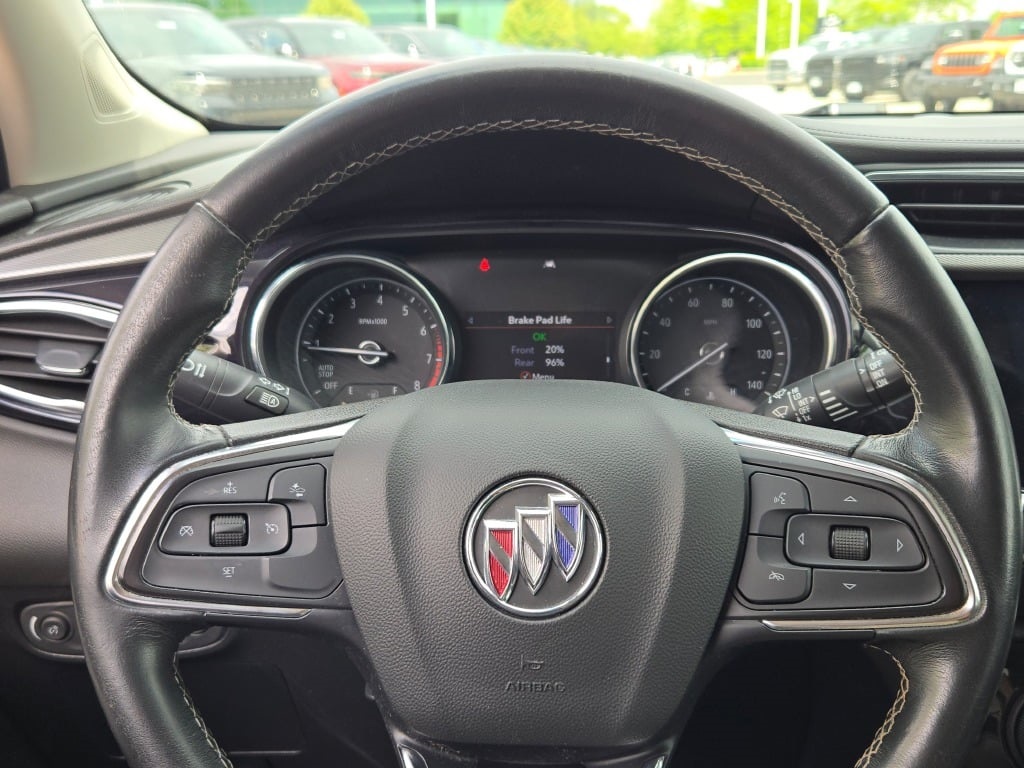 Vehicle image 31 of 33