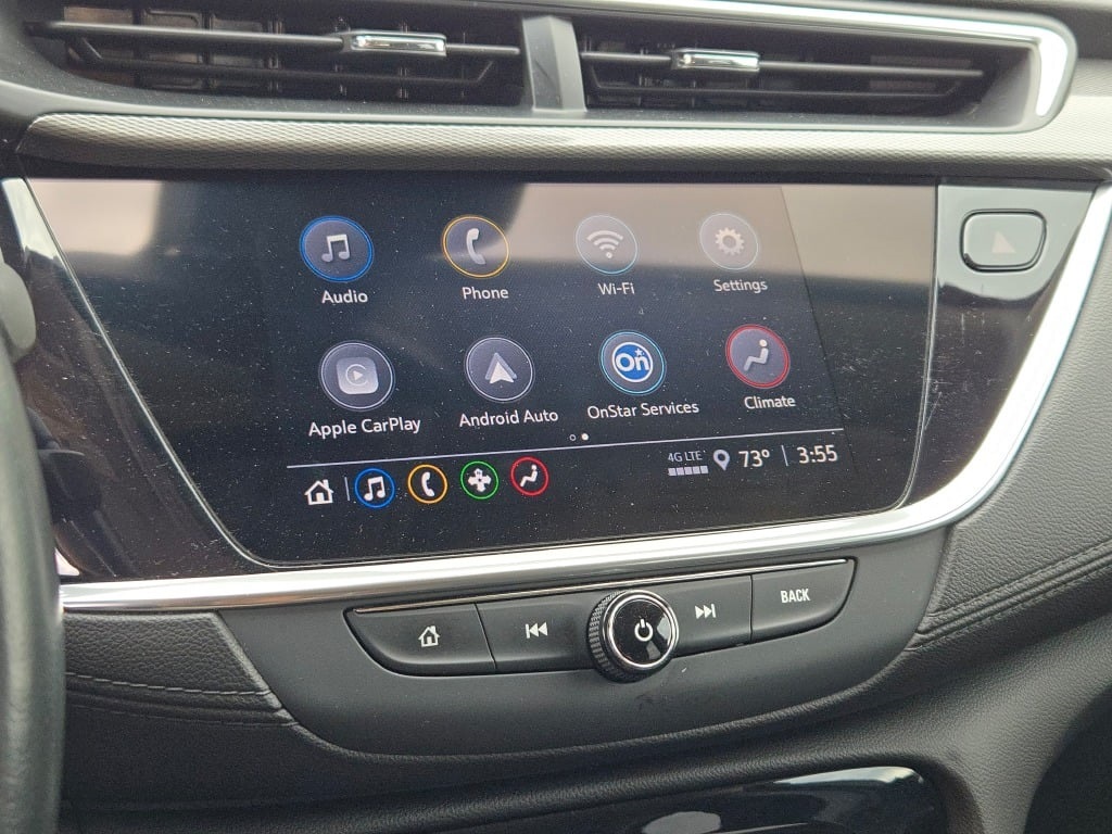 Vehicle image 27 of 33