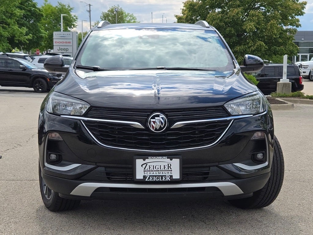 Vehicle image 2 of 33